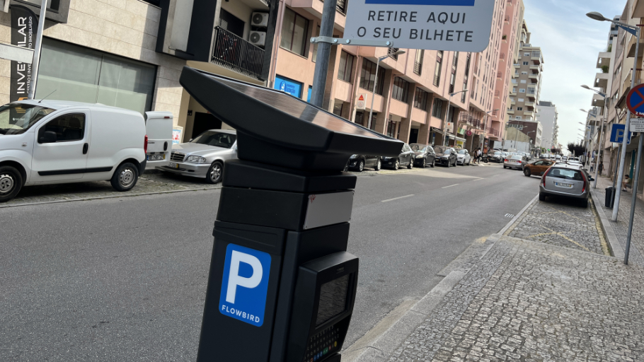 Estacionamento pago arranca a 15 de Julho em 1569 lugares da cidade...